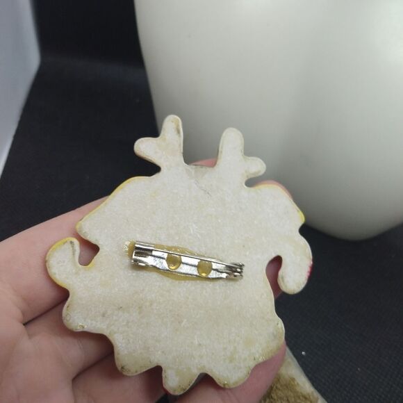 Dog with candy cane bow wow brooch Christmas time vintage - Picture 2 of 2